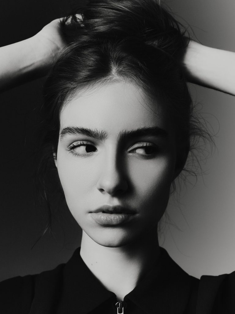 Test shoots, model test, czarno-biały portet